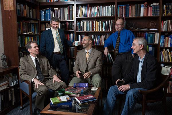 Professors discuss Romans in CUI library